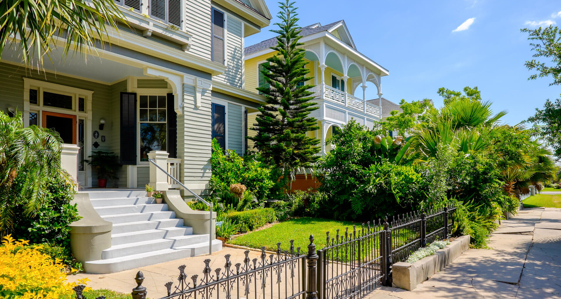 Beautiful vintage homes of the historical district in Galveston, Texas.