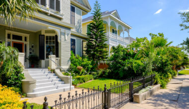Beautiful vintage homes of the historical district in Galveston, Texas.
