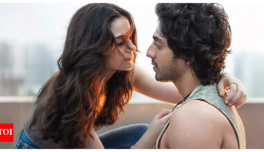 Mohit Suri, Ahaan Panday and Aneet Padda’s ‘Saiyaara’ becomes 25th biggest hit of Hindi cinema; records its lowest collection on Monday | Hindi Movie News