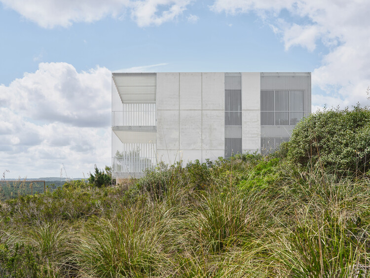Steel House / NOMO STUDIO - Image 3 of 27