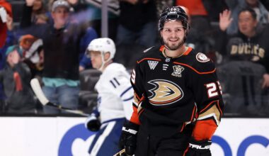 Maple Leafs Add Promising Center in New Trade Proposal