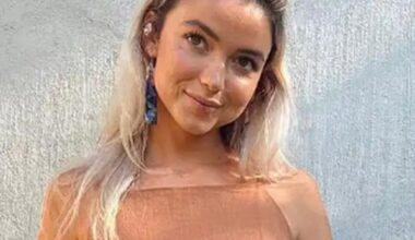 Bachelor's Bekah Martinez Defends Not Shaving for 7 Years