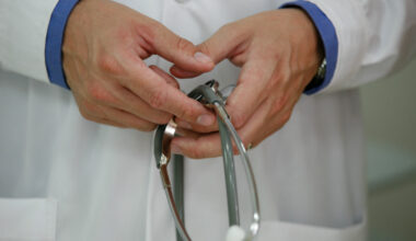 Insurance is often a barrier to menopause symptom treatment. California lawmakers want to change that