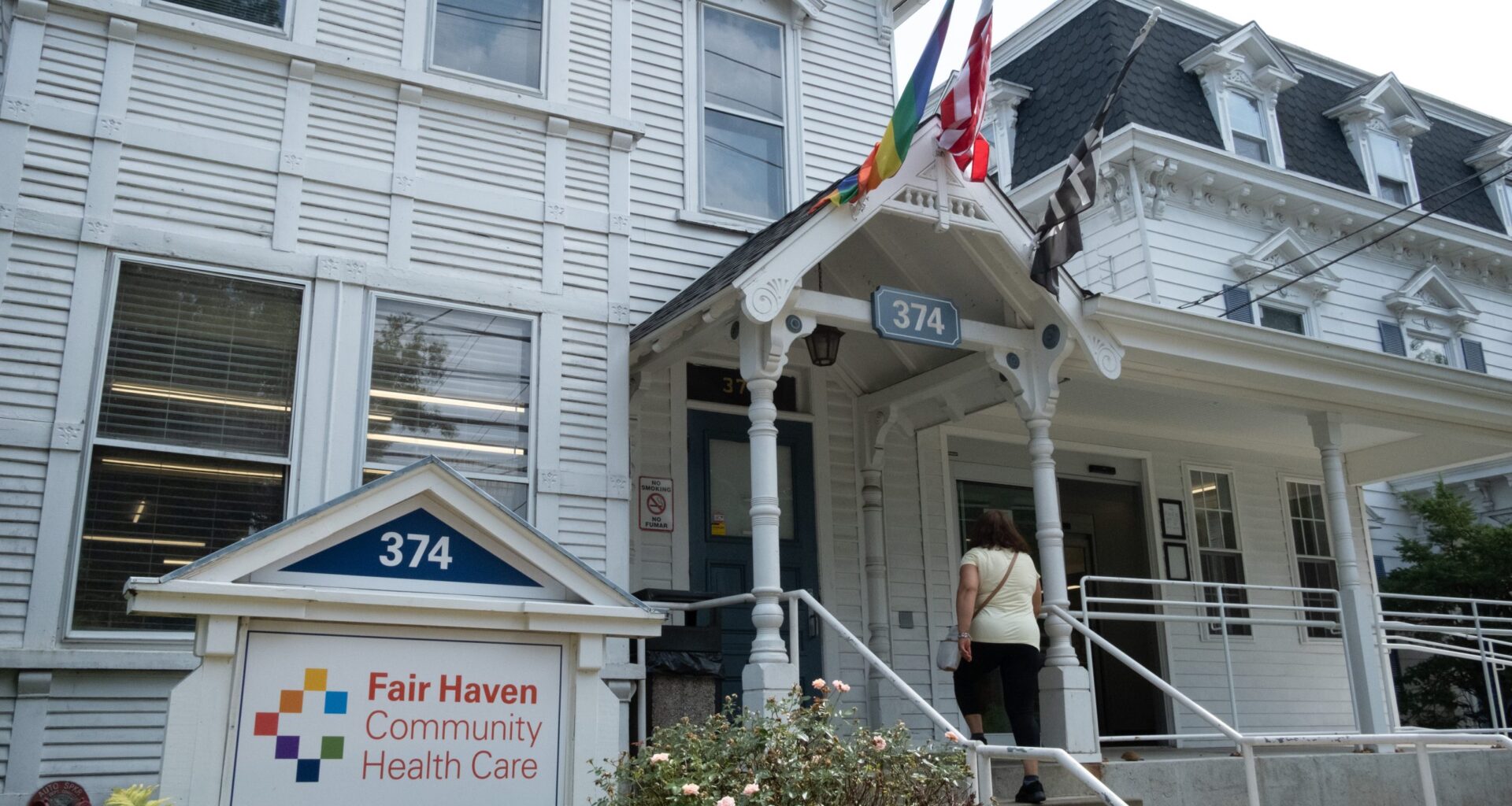 CT residents should use health centers despite HHS policy