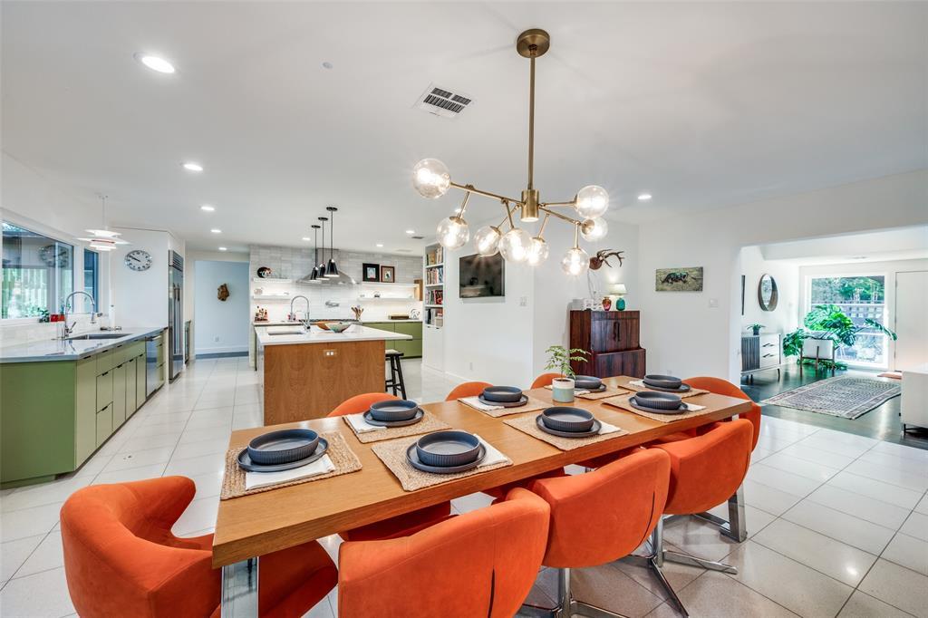 Elegant Mid Century