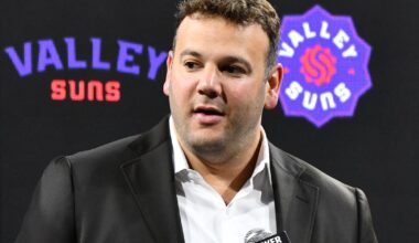 Accountability in Phoenix means Josh Bartelstein must face the music on Beal deal
