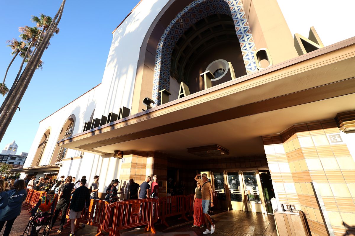 Metro Art Presents: KCRW Summer Nights At Union Station