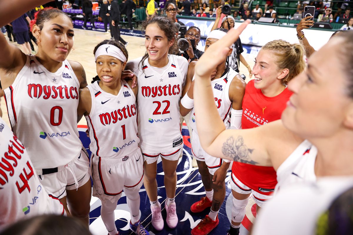 Chicago Sky v Washington Mystics