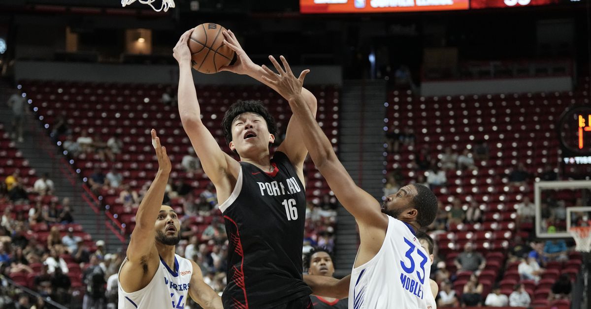Yang Hansen Shows Upside in Trail Blazers’ Win Over Warriors