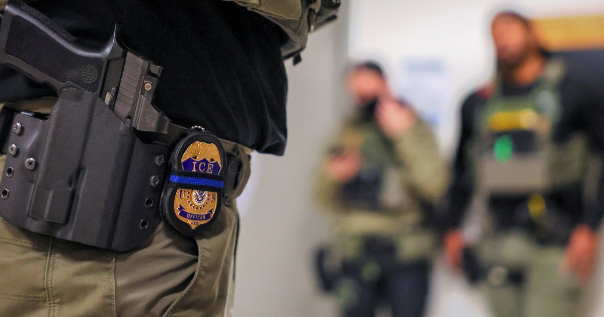 App that allows people to share ICE sightings gets boost in downloads after White House backlash 