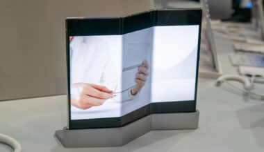 The TECNO Phantom Ultimate 2