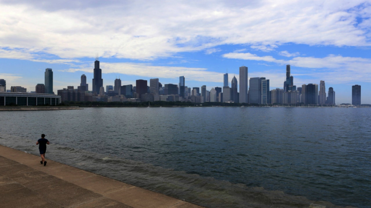 Chicago weather: Streak of 80° days ends, heat wave looms next week