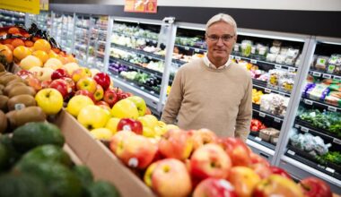 Loblaw CEO says tariffs driving shifts in grocery shopping, with sales of some U.S. goods down as much as 50%