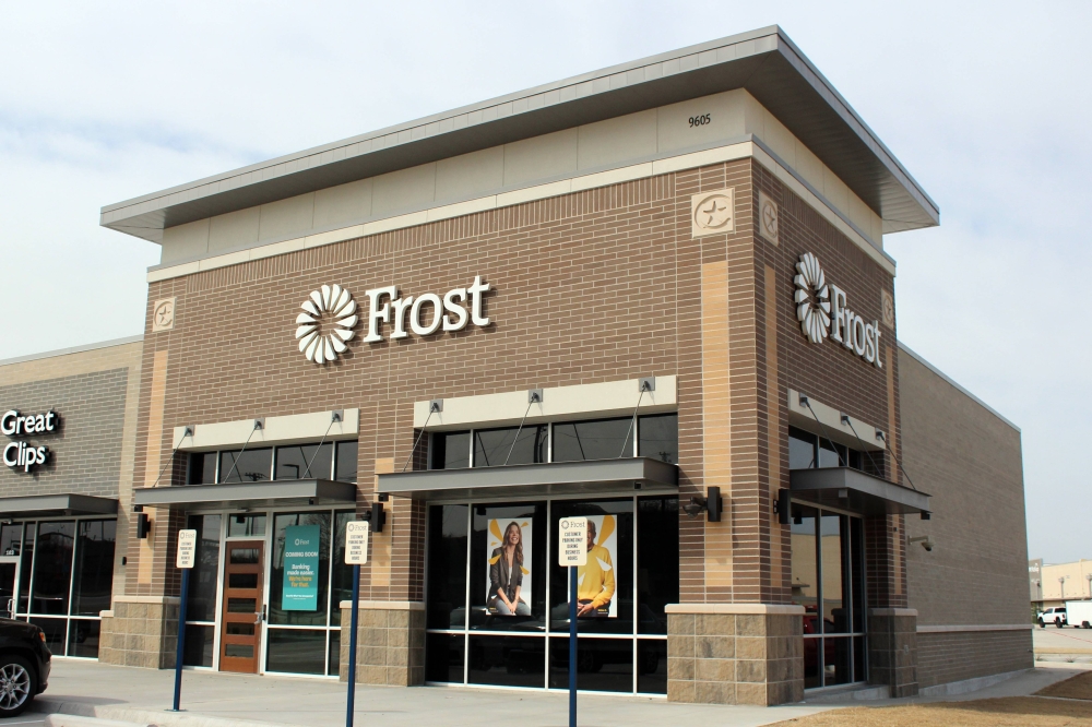 A Frost Bank financial center location in Plano.