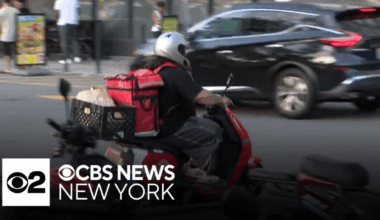 NYC Council votes to raise minimum wage for grocery delivery workers