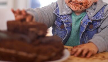 Mom 'Losing It' Over Mother-in-Law's Decision to Feed Her Child Cake Despite His Food Intolerances