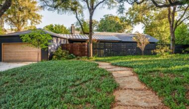 Elegant Midcentury Modern? Of Course, It's Fort Worth's Crestwood
