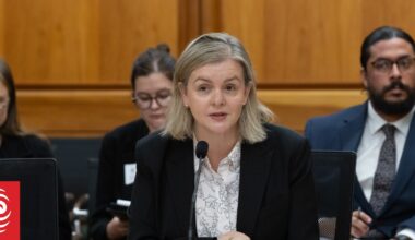 'Difficult conversations' for employers if staff chat about pay, lawyers say