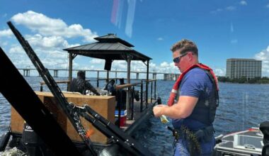 Coast Guard stops illegal charter of 25-foot vessel on St. Johns River