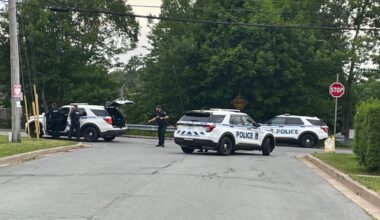 Barricaded man shot by police, seriously injured in Fairmount area of Halifax - CTV News