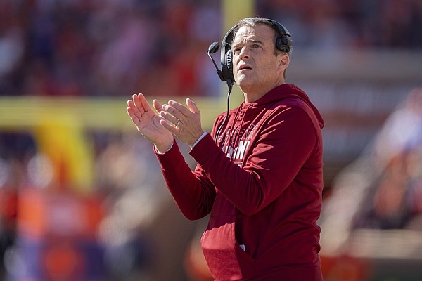 SEC football report: South Carolina enters new season confident under coach Shane Beamer