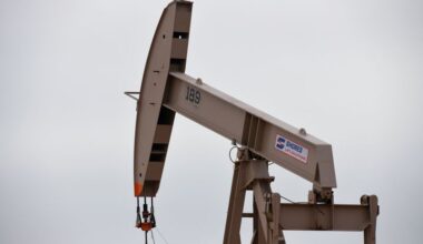 Oil, gas activity contracted in Q2 on higher US steel tariffs, Dallas Fed survey shows