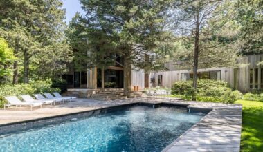 A Modern 1970s East Hampton House by R. Scott Bromley