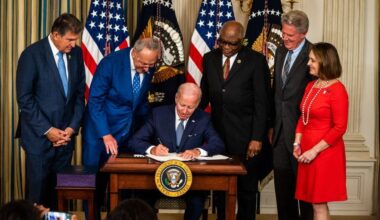 ACA Subsidies Expire: Annual Health Insurance Costs to Rise up to $1K