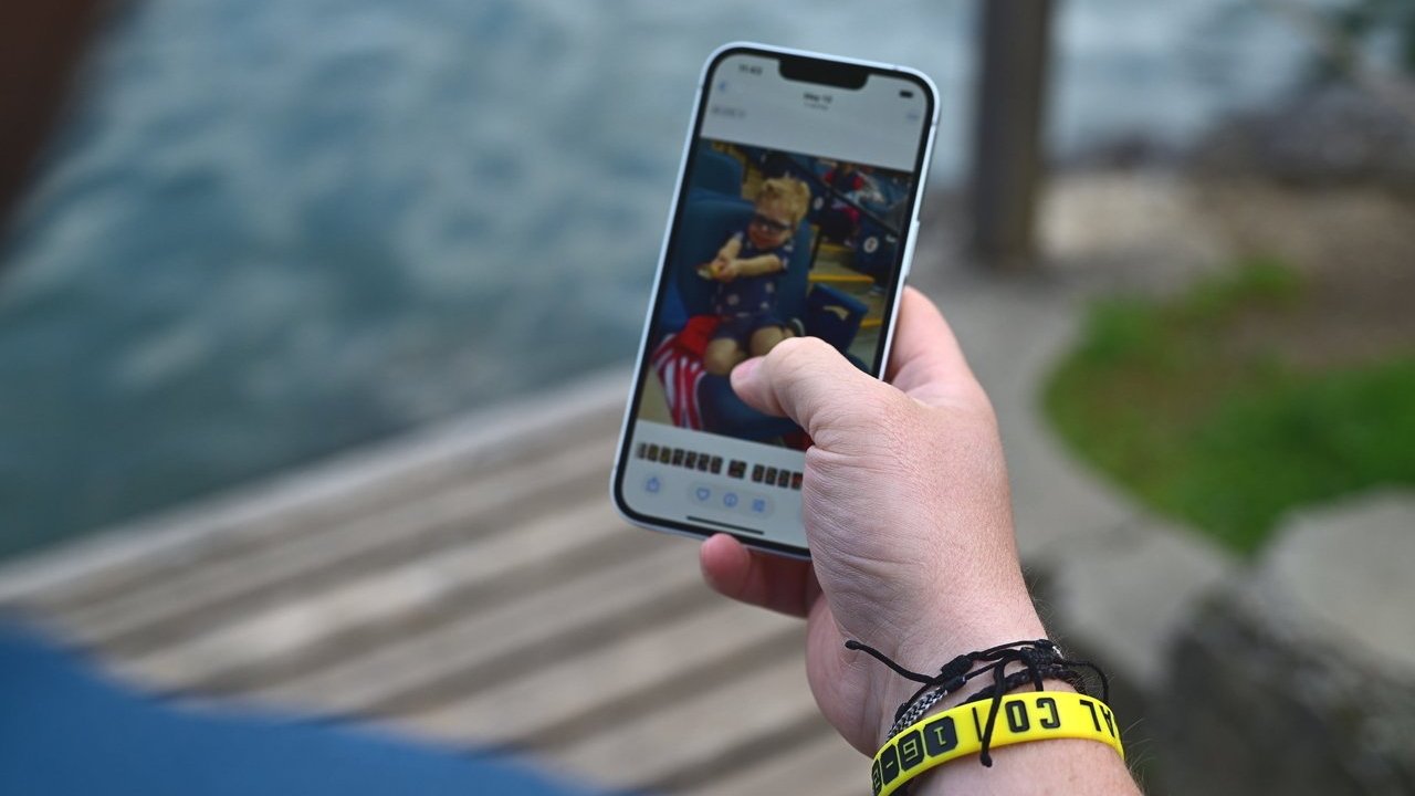 Will iPhones be banned in the US over China's BOE OLED display