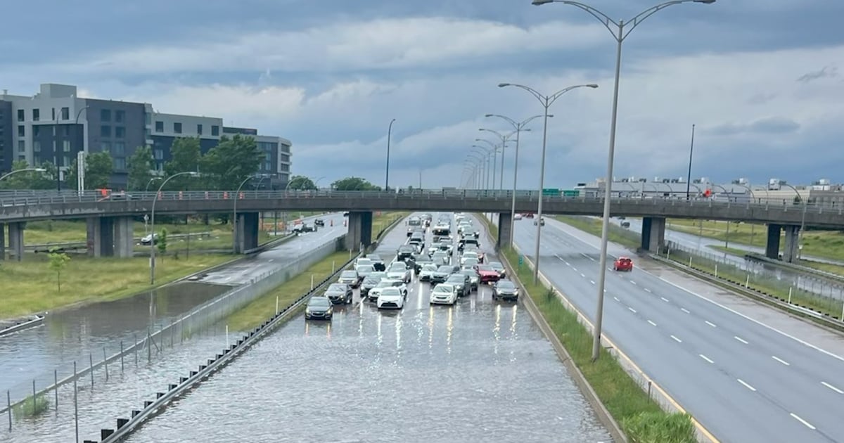 Power outages, flight delays, flooded roads: storm wreaks havoc in Montreal - CTV News