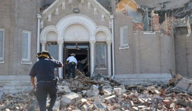 Kehoe signs bill to undo St. Louis fire pension reforms