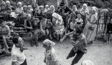 Book Review: Madeline Potter’s 'The Roma' blends memoir and research to look at a marginalized group | Associated Press