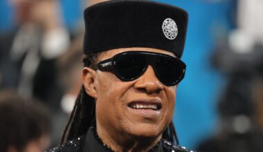 Stevie Wonder Shuts Down Rumors He Is Not Blind