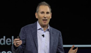 Amazon Workers Are Piecing Together Cloud Cuts in Internal Messages