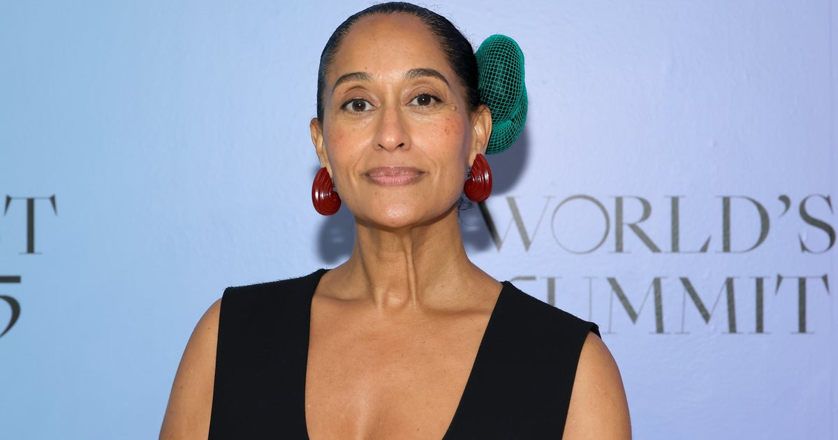 Tracee Ellis Ross’ Minimalist Travel Hack: 2 Underwear Pairs