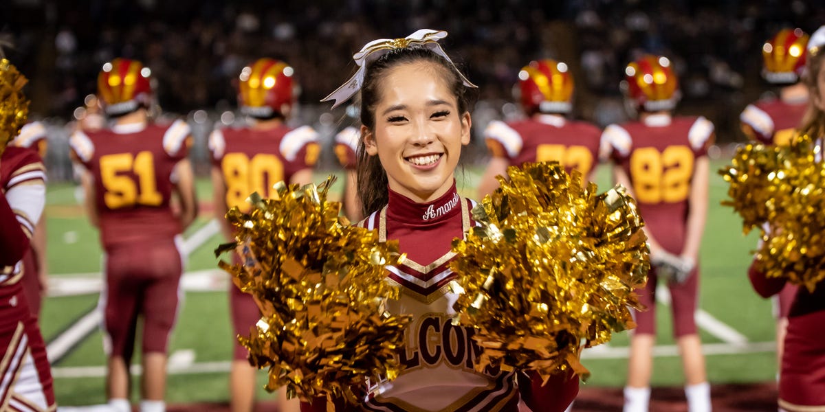Coldplay 'Kiss Cam' Underlines What I Learned on the Cheer Team at 15