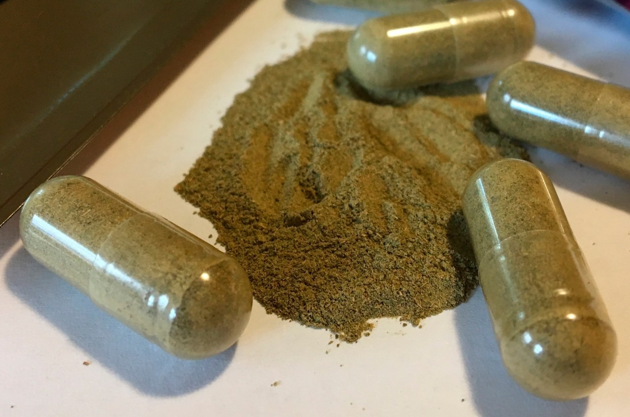 US health officials crack down on kratom-related products after complaints from supplement industry | FOX 4 Kansas City WDAF-TV