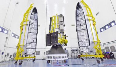 US, India launch satellite to track Earth's surface – DW – 07/30/2025