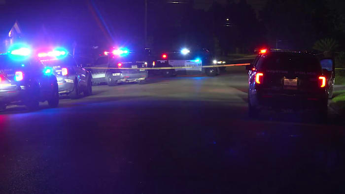 Armed burglary suspect shot, killed by police in SE Houston
