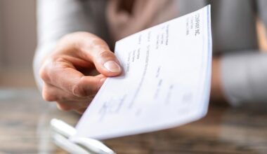 'Dave Ramsey' Caller Asks If It's Appropriate To 'Dig Into' An Employee's Personal Finances To Decide Their Pay, And It Gets Complicated Fast
