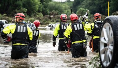 Flash flooding in San Antonio leaves more than a dozen dead