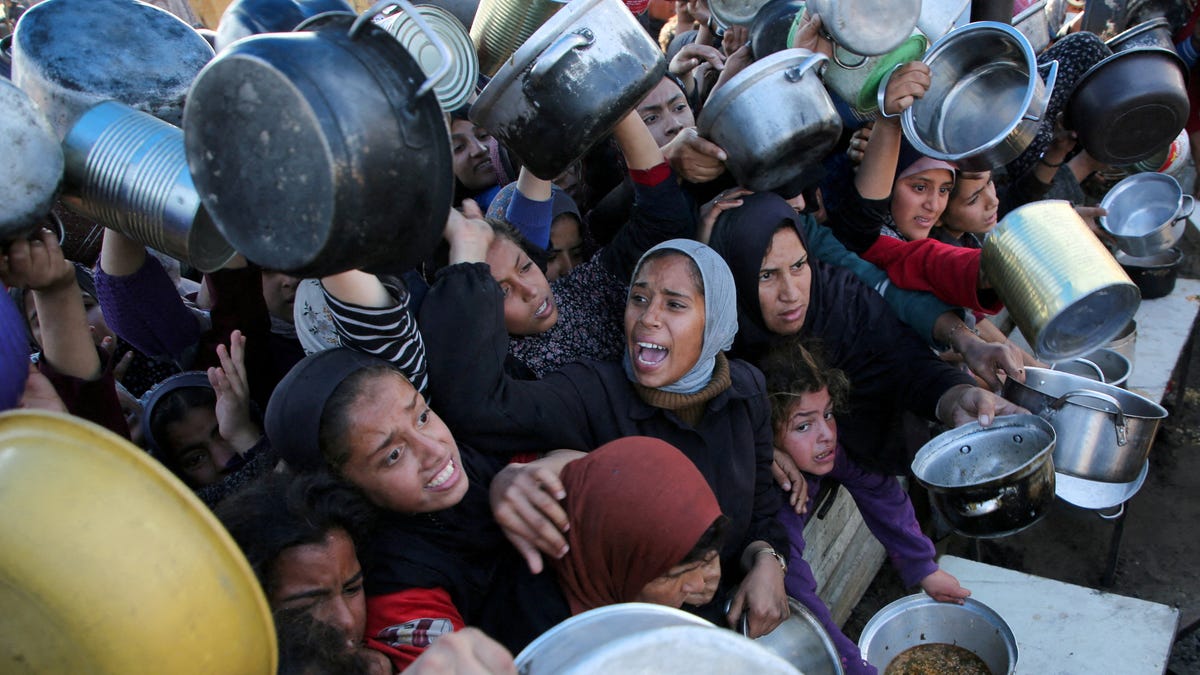 Israel kills 15 in Gaza as Trump waits for Hamas ceasefire response