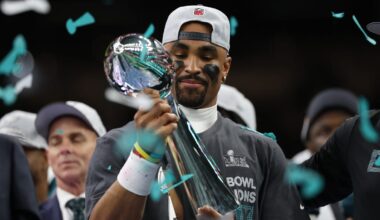 Philadelphia Eagles Super Bowl rings: Details, close up look