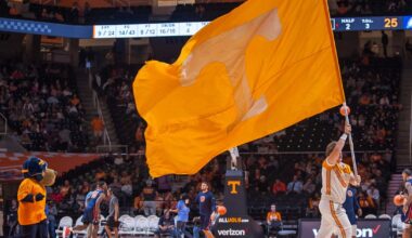 Top PG prospect Deron Rippey Jr. schedules visit with Tennessee basketball