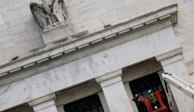 Tech cools, Trump's Fed ire burns