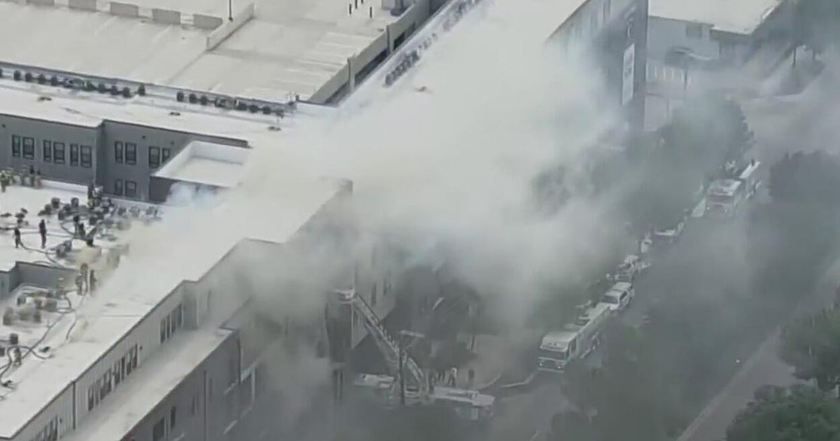 Gov. Greg Abbott requests disaster declaration for Fort Worth apartment fire