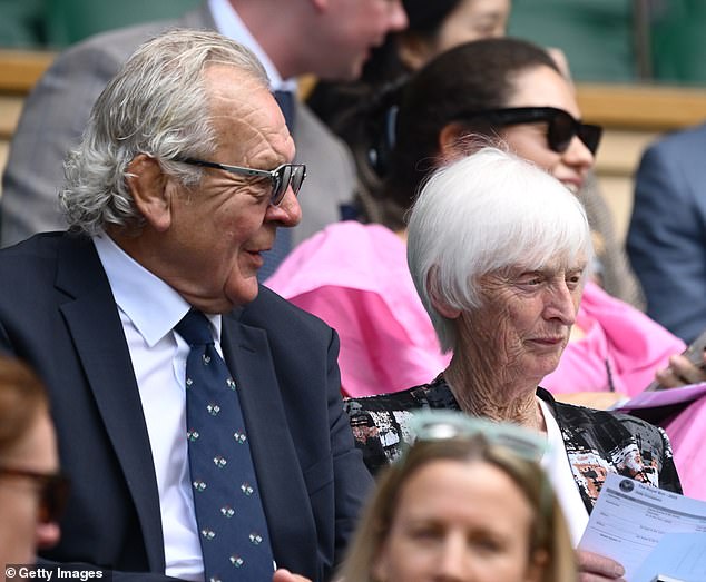 Baroness Sue Campbell, who previously worked as the FA's Director of Women's Football, sat next to Bill Beaumont