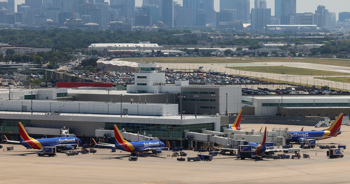 Dallas Love Field closes runway Friday morning after car drives into plane area