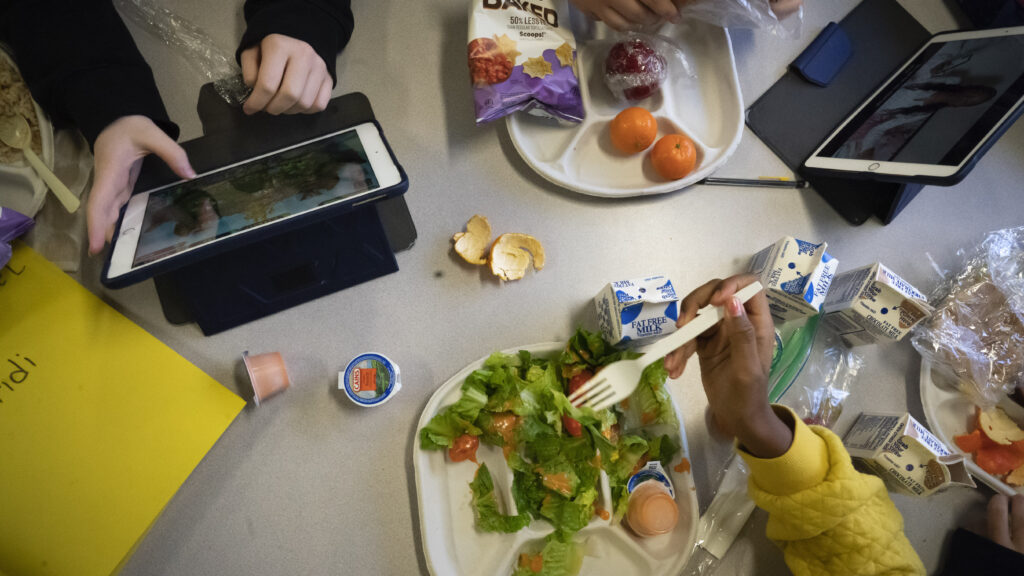 Nearly a third of U.S. teens have prediabetes, CDC says