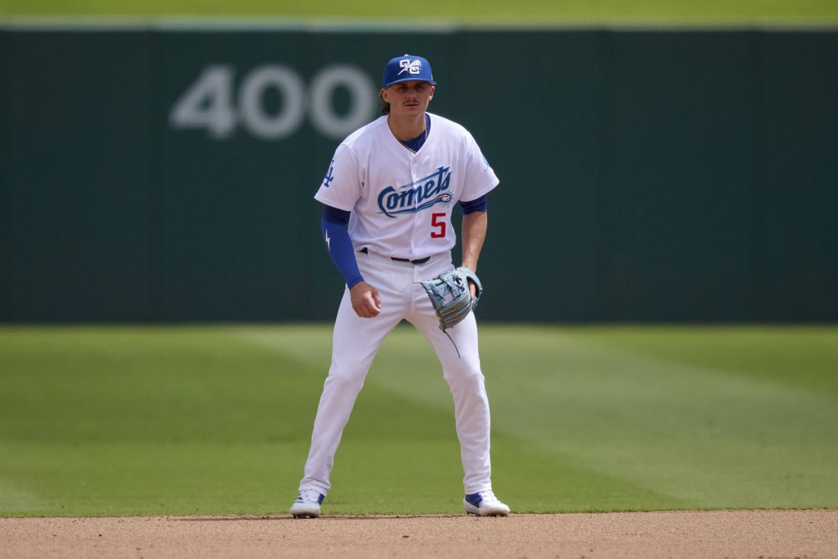 Dodgers slated to call up infield prospect Alex Freeland: Source